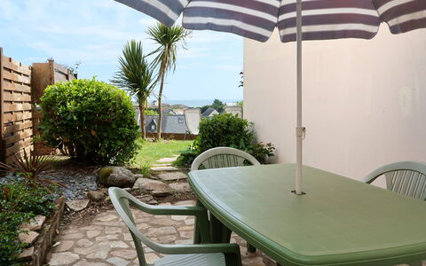 Tal Ar Mor: Proprietà, Ombrello, Tavolo Esterno, Tavolo, Terrazza, Immobiliare, Mobilia, Shade, Casa, Costruzione