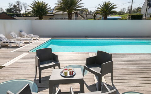 Villa de la Baie: Mobilia, Mobili Da Esterno, Sedia, Ricorrere, Shade, Piscina, Eco Hotel, Tavolo Esterno, Lettino, Terrazza