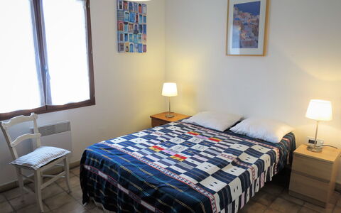 Caberal: Mobilia, Proprietà, Finestra, Comfort, Tessile, Legna, Illuminazione, Interior Design, Telaio Del Letto