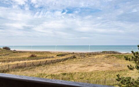 Cabourg 450: Pianta, Cielo, Nube, Finestra, Costruzione, Montagna, Highland, Casa, Albero, Lotto