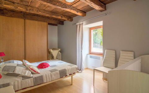 La Salesse: Mobilia, Comfort, Costruzione, Legna, Interior Design, Pavimento, Pavimentazione, Telaio Del Letto, Shade, Finestra
