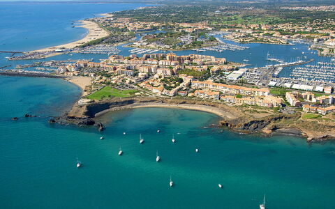 Cap D'Agde 614: Acqua, Risorse Idriche, Cielo, Blu, Azzurro, Paesaggio Naturale, Costiera E Morfologie Oceanic, Paesaggio, Orizzonte, Promontorio