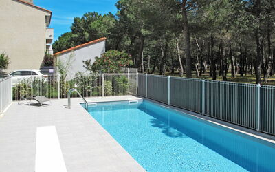 Argelès sur Mer 629: Acqua, Proprietà, Pianta, Piscina, Azzurro, Albero, Cielo, Shade, Costruzione, Materiale Composito