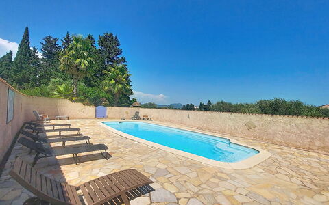 Mas du Combaud: Blu, Piscina, Ricorrere, Mobili Da Esterno, Shade, Hotel, Eco Hotel, Tropici, Villa