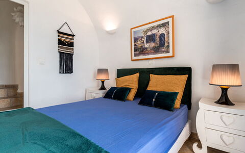 Casa Marcelli: Proprietà, Mobilia, Costruzione, Cornice, Azzurro, Comfort, Legna, Tessile, Interior Design, Pavimento