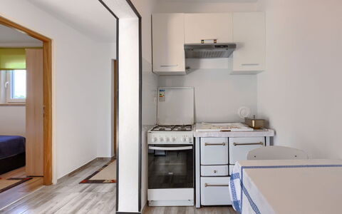 Villa Comottin: Mobilia, Proprietà, Cabinetry, Cucina Stufa, Interior Design, Elettrodomestico Da Cucina, Legna, Pavimentazione, Cucina, Costruzione