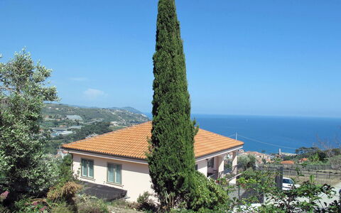 La Pineta (Slr112): Cielo, Pianta, Finestra, Acqua, Costruzione, Albero, Casa, Lotto, Sempreverde, Paesaggio Naturale