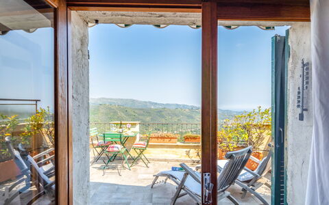 Bella Vista (Dol284): Cielo, Proprietà, Mobilia, Pianta, Sedia, Finestra, Costruzione, Shade, Porta, Mobili Da Esterno