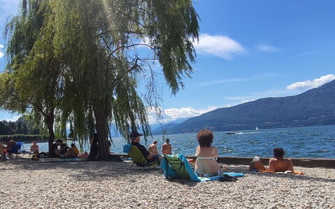 Montesole: Acqua, Cielo, Nube, Azzurro, Spiaggia, Albero, Costiera E Morfologie Oceanic, Tempo Libero, Lago