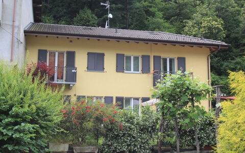 Carmen: Casa, Proprietà, Casa, Costruzione, Villetta, Immobiliare, Tetto, Estate, Botanica, Architettura
