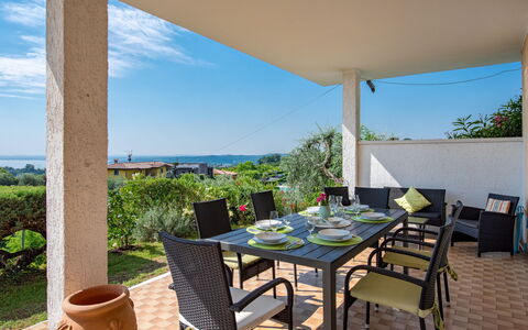 Incantevole: Proprietà, Immobiliare, Costruzione, Mobilia, Camera, Casa, Tavolo, Interior Design, Terrazza, Casa