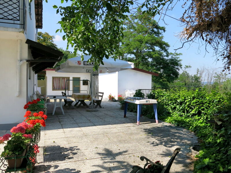 Nella Vecchia Fattoria (Ast120)