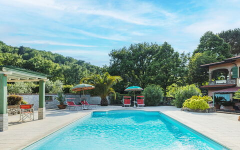 Costacce: Acqua, Cielo, Pianta, Nube, Proprietà, Piscina, Azzurro, Blu, Albero, Shade