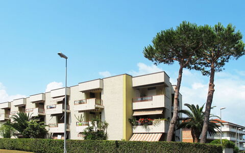 Sea House: Zona Residenziale, Proprietà, Architettura, Costruzione, Casa, Albero, Immobiliare, Uso Misto, Casa, Urban Design