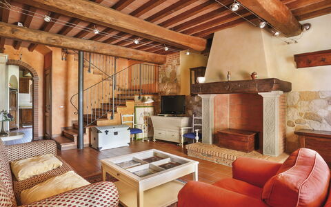 Desideri: Divano, Proprietà, Mobilia, Interior Design, Legna, Cornice, Soggiorno, Fascio, Tavolo, Pavimento