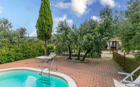 La Casina: Acqua, Nube, Pianta, Cielo, Proprietà, Verde, Albero, Paesaggio Naturale, Piscina, Tempo Libero