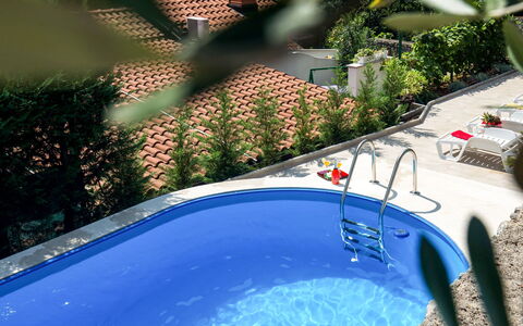 Oscha: Acqua, Pianta, Luce, Azzurro, Blu, Piscina, Illuminazione, Tempo Libero