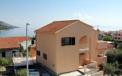 Trogir 667: Proprietà, Casa, Costruzione, Zona Residenziale, Architettura, Immobiliare, Casa, Facciata, Tetto, Vacanza