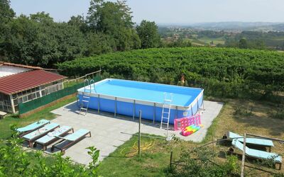 San Damiano D'Asti 603: Pianta, Cielo, Piscina, Shade, Mobili Da Esterno, Albero, Lotto, Urban Design, Tempo Libero, Erba