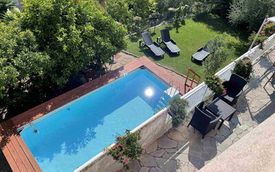 Dolcedo 664: Piscina, Ricorrere, Materiale Composito, Mobili Da Esterno, Eco Hotel, Giochi D'Acqua, Estate, Hacienda, Giardino