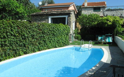Dolcedo 665: Proprietà, Piscina, Casa, Costruzione, Immobiliare, Vacanza, Acqua, Villa, Tempo Libero, Zona Residenziale