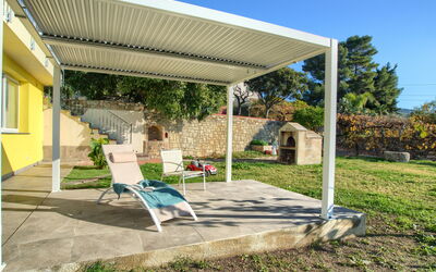 Costadoro 634.5: Mobilia, Shade, Portico, Sedia, Mobili Da Esterno, Struttura Esterna, Eco Hotel, Balcone, Pergola, Deck