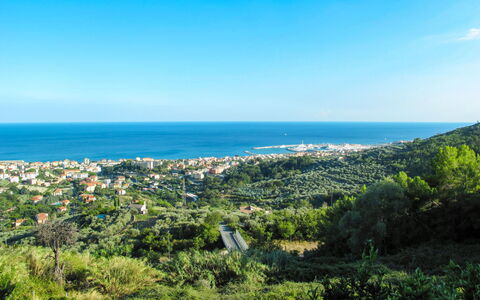 Pietra Ligure 612: Cielo, Acqua, Nube, Pianta, Comunita 'Impianto, Ecoregione, Azzurro, Paesaggio Naturale, Luce Del Sole, Lotto