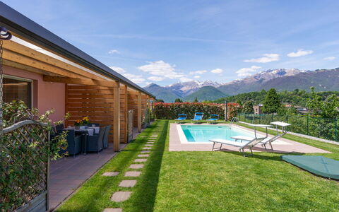 Colico 624: Pianta, Cielo, Nube, Costruzione, Acqua, Piscina, Shade, Lotto, Montagna, Erba