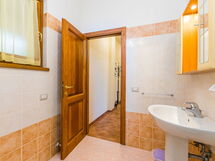 Alloggio:&nbsp;Ginestra 610.2