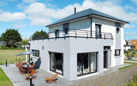 Pirou Beach: Casa, Proprietà, Casa, Costruzione, Architettura, Immobiliare, Facciata, Zona Residenziale, Villa, Estate