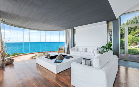 Vistamare: Pavimento, Mare, Mobilia, Interior Design, Pavimentazione, Costiera E Morfologie Oceanic, Ricorrere, Oceano, Costa, Soggiorno