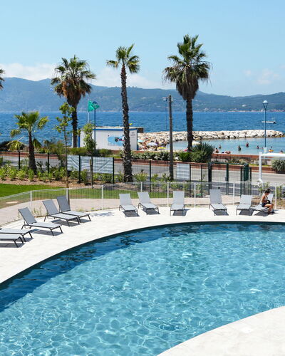 Le Cap Azur 602.5