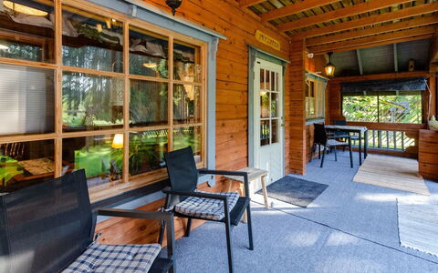 Purnukka: Mobilia, Sedia, Mobili Da Esterno, Tavolo, Legna, Tavolo Esterno, Cucina & Sala Da Pranzo Tavolo, Shade, Giardino, Ombrello