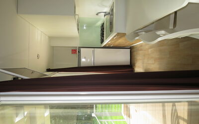 Capri 602.2: Cabinetry, Costruzione, Proprietà, Controsoffitto, Legna, Interior Design, Casa, Cucina, Elettrodomestico Da Cucina, Pavimentazione