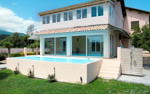 La Cerisaie: Proprietà, Casa, Costruzione, Casa, Immobiliare, Architettura, Villa, Estate, Zona Residenziale, Facciata