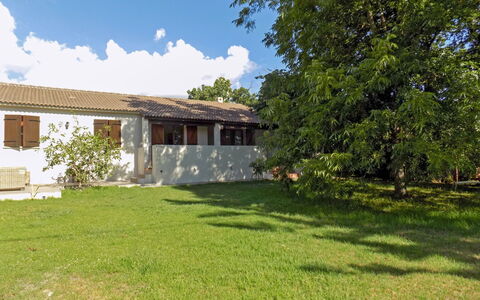 Agula Marina: Proprietà, Casa, Casa, Immobiliare, Lotto, Costruzione, Cortile, Estate, Erba, Agriturismo