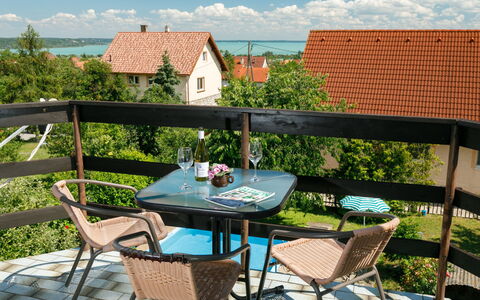 Antal: Mobilia, Mobili Da Esterno, Sedia, Tavolo, Tavolo Esterno, Shade, Tavolino Da Caffè, Cucina & Sala Da Pranzo Tavolo, Balcone, Color Legno