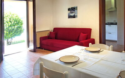 Rustico (Gaa121) 715.2: Camera, Proprietà, Mobilia, Interior Design, Costruzione, Tavolo, Casa, Soggiorno, Immobiliare, Pavimento