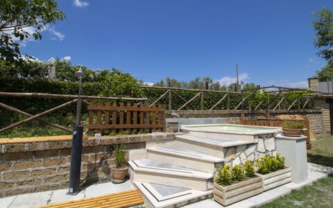 Il Casaletto: Proprietà, Botanica, Immobiliare, Casa, Architettura, Costruzione, Giardino, Albero, Casa, Giardino Botanico