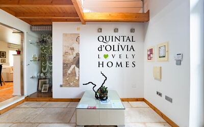 Nazaré 611: Pianta, Legna, Pianta Della Casa, Interior Design, Costruzione, Pavimentazione, Pavimento, Parete, Arte, Scultura