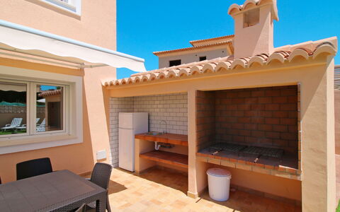 Magia: Proprietà, Mobilia, Cielo, Legna, Finestra, Shade, Pianta, Brick, Architettura, Parete