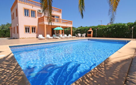 Palmira: Cielo, Acqua, Costruzione, Pianta, Piscina, Albero, Azzurro, Blu, Shade, Condominio