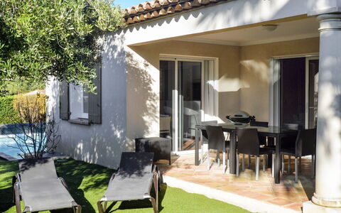 Domaine de L'Eilen V68I: Pianta, Costruzione, Proprietà, Mobilia, Finestra, Shade, Interior Design, Sedia, Architettura, Porta