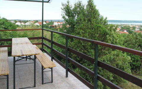 Annemarie: Proprietà, Corrimano, Immobiliare, Casa, Architettura, Botanica, Costruzione, Albero, Mobilia, Casa