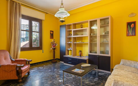 Dalia (Ptb130): Camera, Giallo, Proprietà, Soggiorno, Interior Design, Costruzione, Mobilia, Casa, Soffitto, Immobiliare