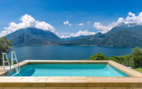 Lacum Lux Resort: Cielo, Montagna, Giorno, Costruzione, Pianta, Paesaggio Naturale, Casa, Vegetazione, Highland, Albero