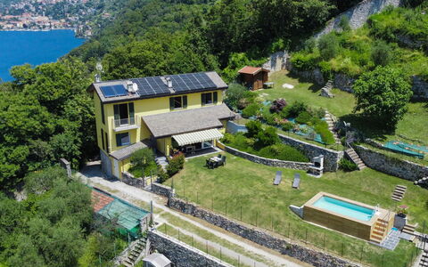 Varenna 634: Piscina, Catena Montuosa, Eco Hotel, Ricorrere, Estate, Valle, Villa, Landscaping, Resort Citta ', Backyard