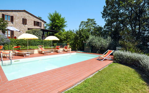 Casa Daniela (Gam310): Piscina, Proprietà, Immobiliare, Erba, Casa, Costruzione, Zona Residenziale, Backyard, Casa, Estate