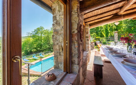La Casina: Pianta, Proprietà, Costruzione, Legna, Tavolo, Shade, Interior Design, Porta, Albero, Illuminazione