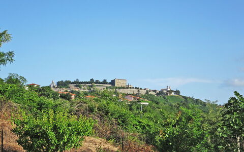 Casa Martina: Vegetazione, Cielo, Paesaggio Naturale, Albero, Natura Selvaggia, Comunita 'Impianto, Botanica, Shrubland, Hill Station, Collina